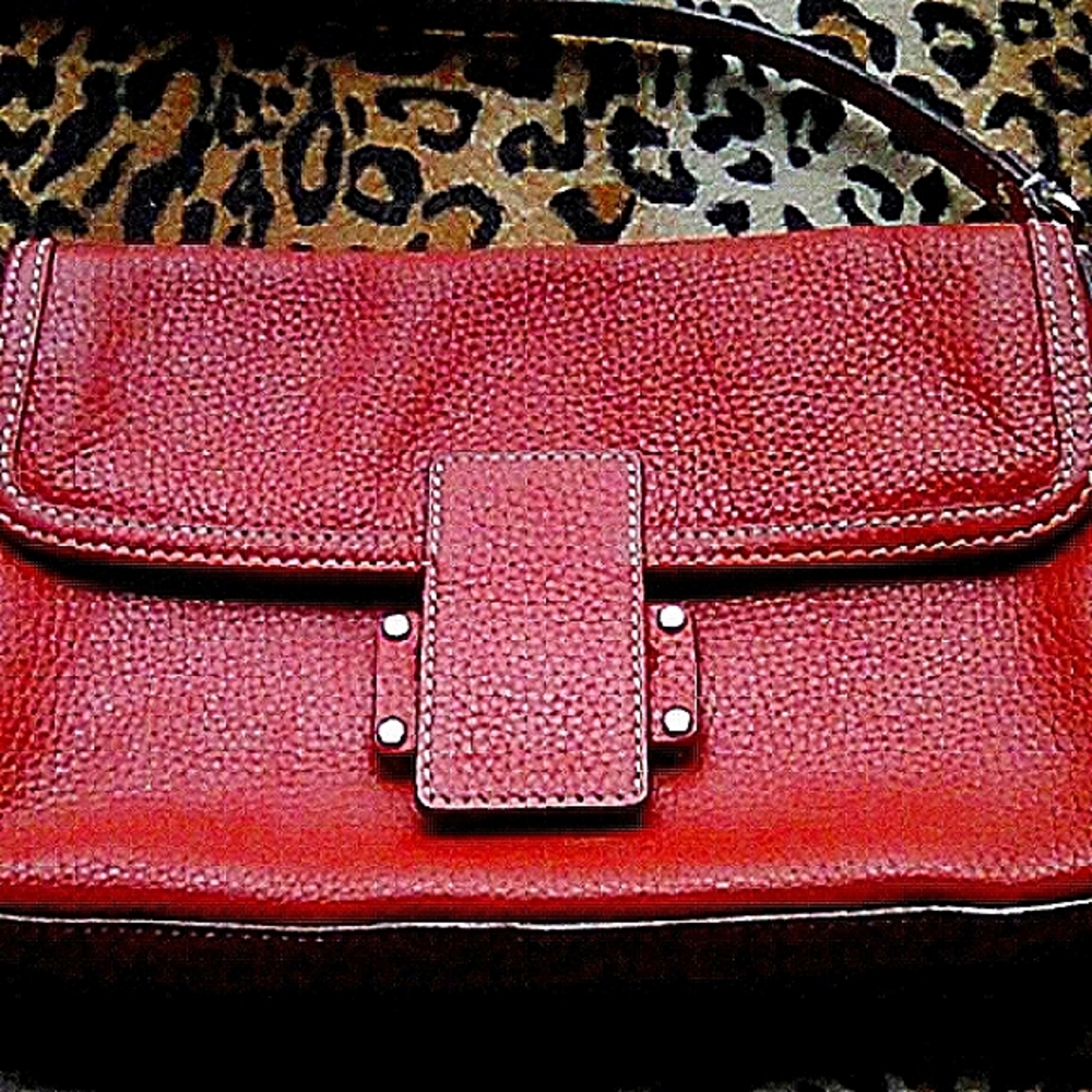 Authentic KATE SPADE RED PURSE final reduction - Picture 4 of 7